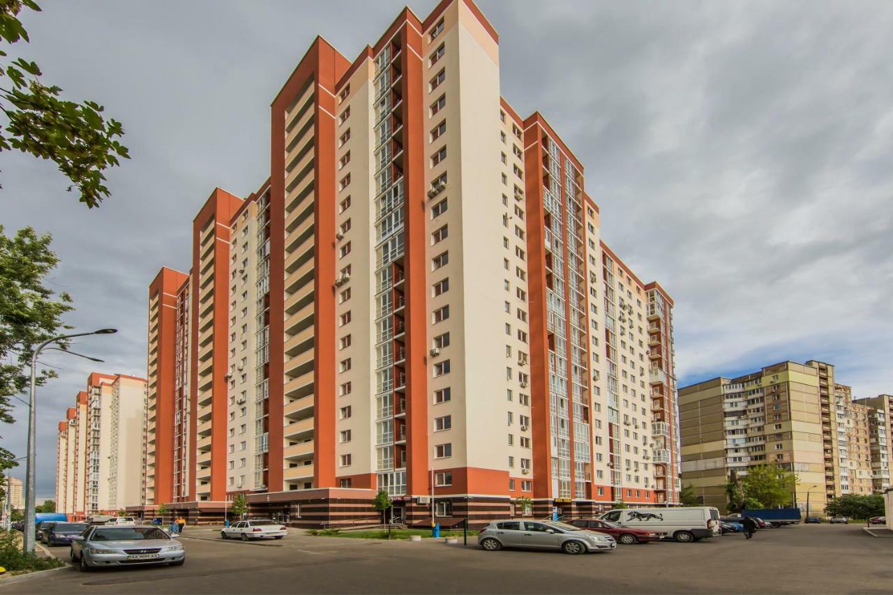 Apartments Kiev Exterior photo